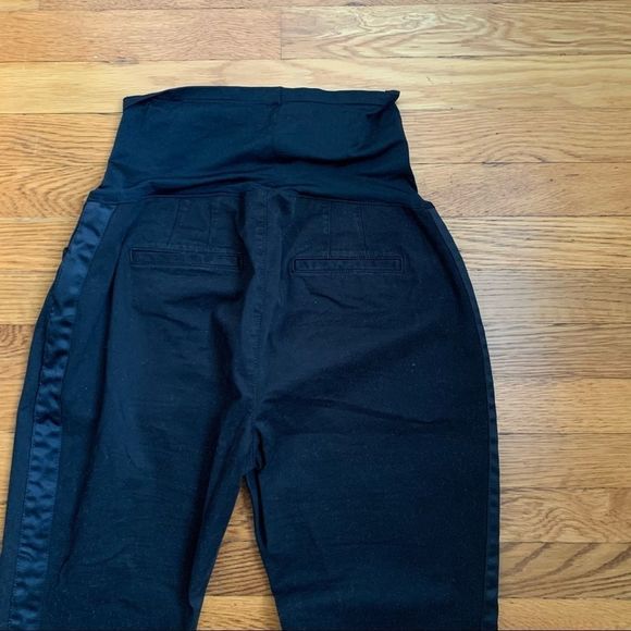 Gap Maternity Full-Panel Pants in Black - Picture 4 of 4